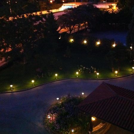 Rodopi Hotel Komotini Exteriör bild